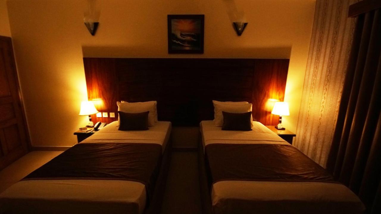 World Inn Hotel Karaçi Dış mekan fotoğraf