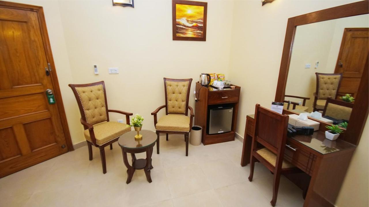 World Inn Hotel Karaçi Dış mekan fotoğraf