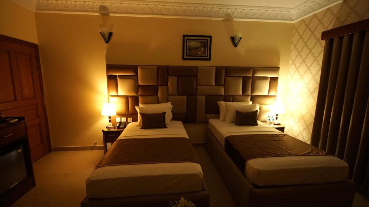 World Inn Hotel Karaçi Dış mekan fotoğraf