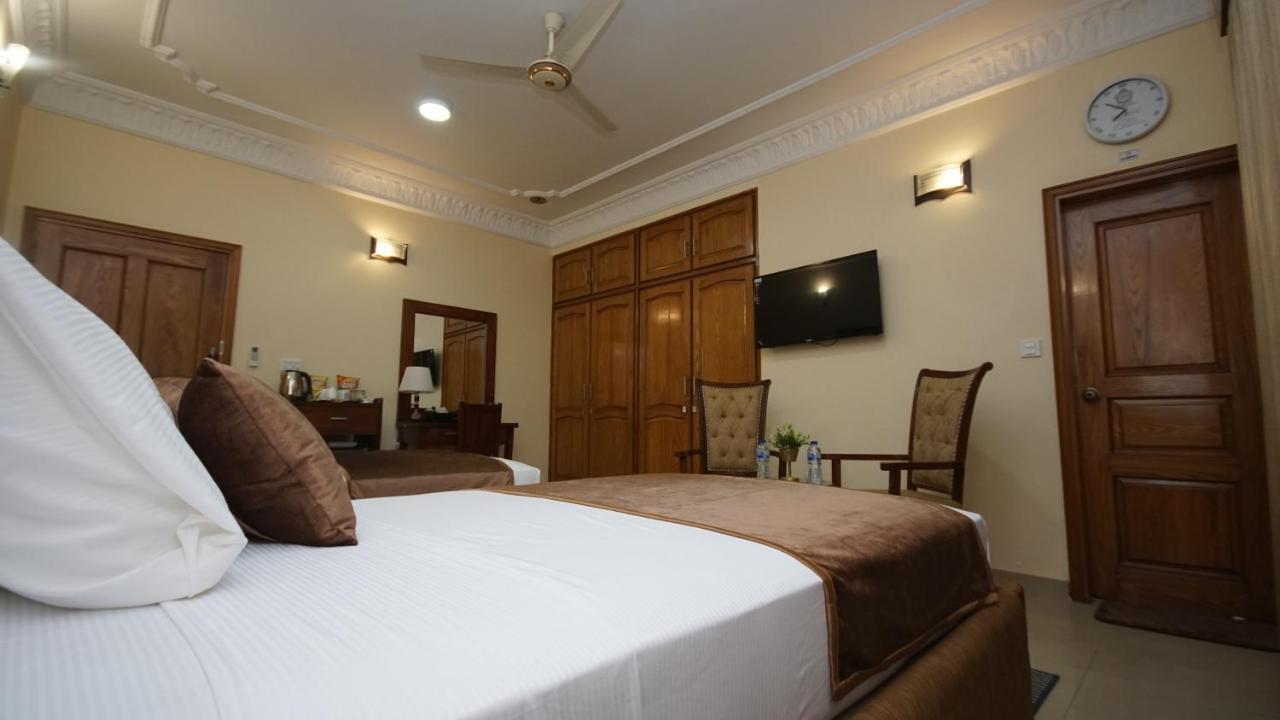 World Inn Hotel Karaçi Dış mekan fotoğraf