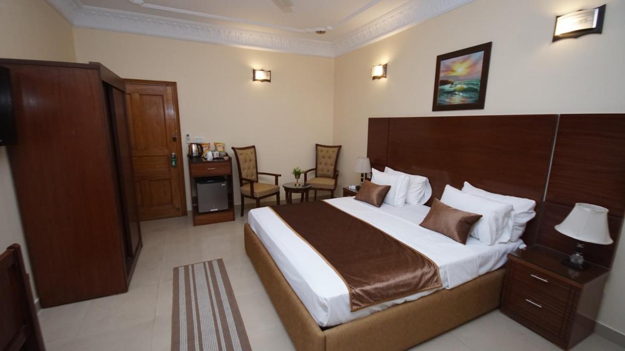 World Inn Hotel Karaçi Dış mekan fotoğraf