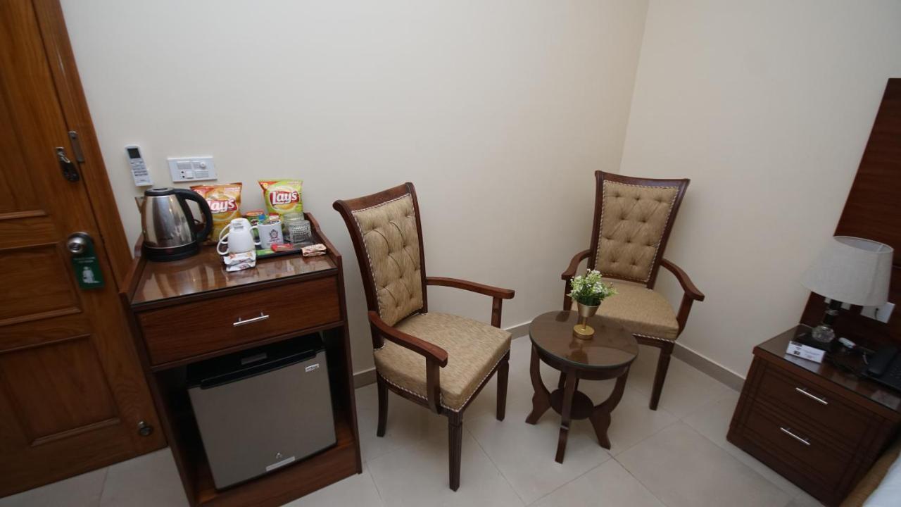 World Inn Hotel Karaçi Dış mekan fotoğraf