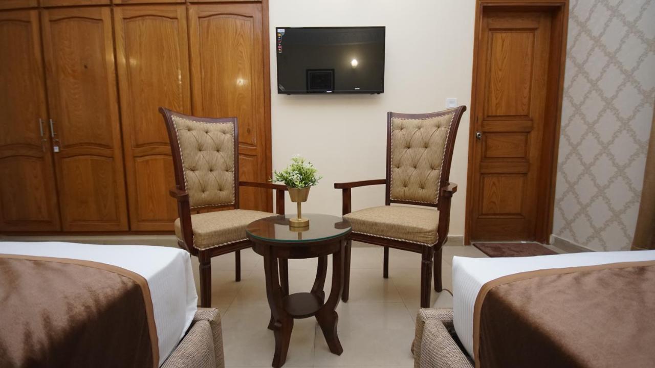 World Inn Hotel Karaçi Dış mekan fotoğraf